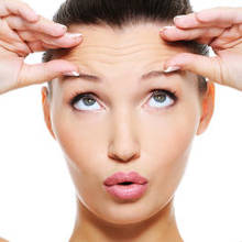 Jak skutecznie walczyć z pojawiającymi się zmarszczkami?