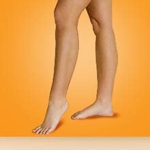 Jak sobie poradzić z obrzękami i opuchlizną nóg?