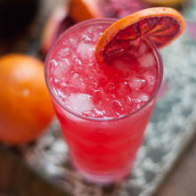 Przepis na soczystego drinka Red Lady