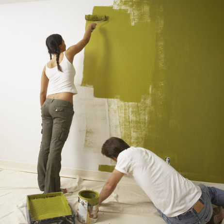 Jak uniknąć zachlapania mieszkania farbą w czasie malowania?