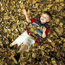 Jak pokazać dziecku piękno jesieni?