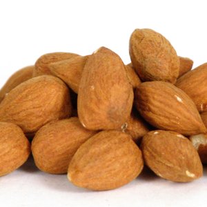 Płatki owsiane, kiełki fasoli mung, migdały