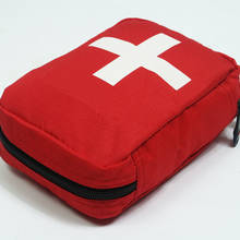 Co powinno być w wakacyjnej apteczce pierwszej pomocy?