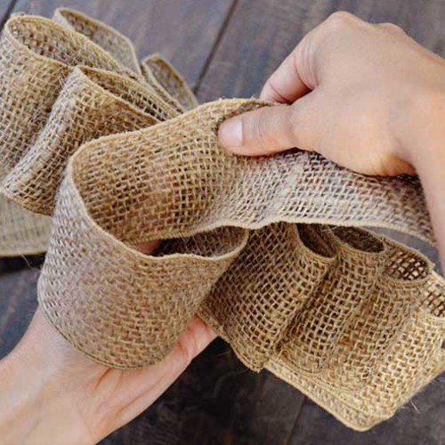 Pętelka na środku kokardy