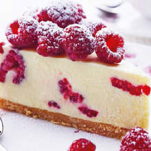 Przepis na letni sernik z malinami