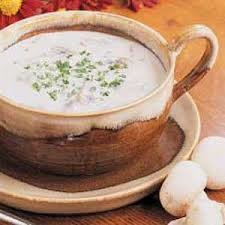 Jak zrobić zabielaną zupę grzybową?