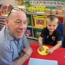 Co można podarować dziadkowi na Dzień Dziadka?