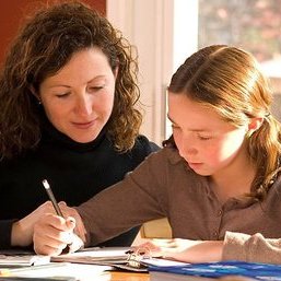 Pomagaj w odrabianiu lekcji