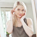 Jak stać się pewną siebie kobietą?