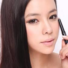 Cienie do oczu i kredka