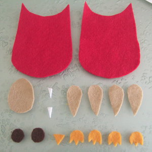 Odrysowywanie na filcu i wycinanie