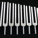 Na co może pomóc terapia z użyciem kamertonów?