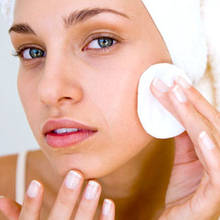 Pryszcz na twarzy – jak go szybko usunąć?