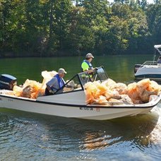 Zostaw śmieci na brzegu