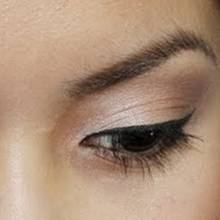 Sposoby na piękne brwi i rzęsy