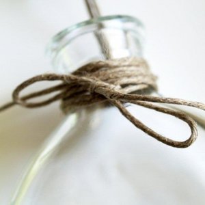 Wazon ze sznurkiem