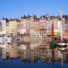 Co można zwiedzić w Honfleur?