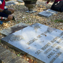 Jak wyczyścić pomnik?