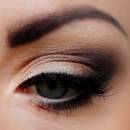 Najciekawsze triki stosowane podczas makijażu oczu