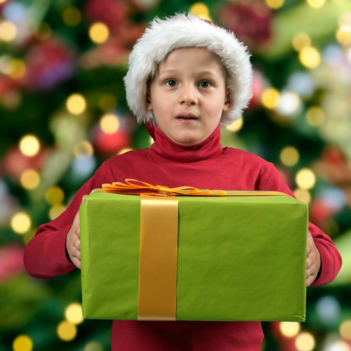 Jak obdarowywać dziecko prezentami?