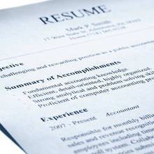 Jak powinno wyglądać pierwsze CV?