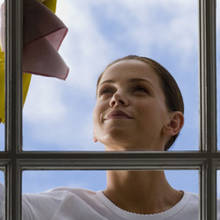 Jak sobie poradzić z myciem okien?