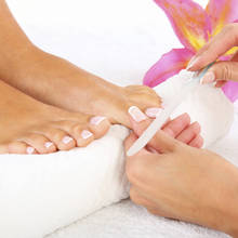 Jak zrobić profesjonalny pedicure w domu?