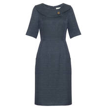 Jak prawidłowo dobierać strój do pracy?