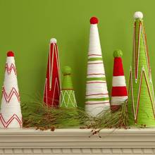 Jak zrobić i ozdobić choinkę ze styropianu?