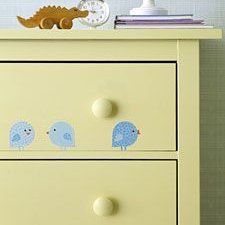 Co można ozdobić w pokoju dziecinnym?