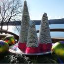 Jak zrobić styropianową choinkę ozdobioną koralikami?