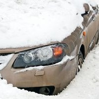 Gdy zimą nie możesz otworzyć samochodu