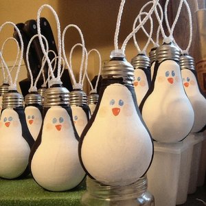 Przyklejanie sznurka