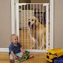 Jak zabezpieczyć mieszkanie, gdy dziecko zaczęło stawiać pierwsze kroki?