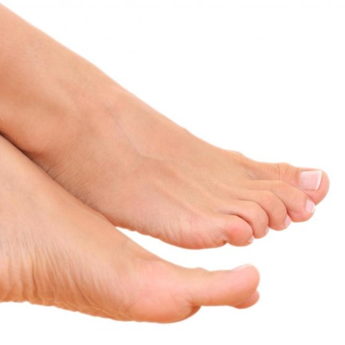 Jak możesz zadbać o swoje stopy latem?