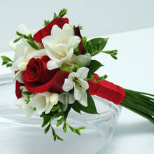 Jak przedłużyć życie ciętych kwiatów?