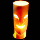 Jak zrobić lampion na Halloween z rolki po papierze?