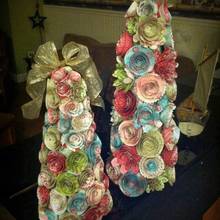 Jak ozdobić styropianowy stożek kwiatuszkami?