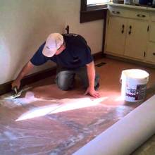 Jak ułożyć wykładzinę podłogową?