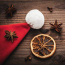 Jak stworzyć świąteczną atmosferę dzięki olejkom eterycznym?