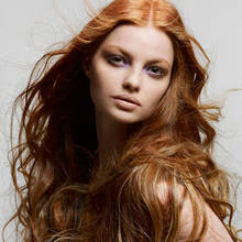 Jak pielęgnować włosy – poradnik dla zabieganych