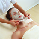 Jak wykonać domowym sposobem maseczkę typu peel off?