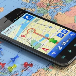 Jakie aplikacje na telefon przydadzą ci się w podróży?
