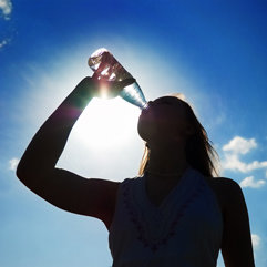 Miej przy sobie butelkę wody