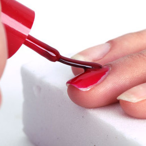 Jak przyspieszyć schnięcie lakieru do paznokci?