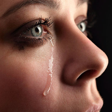 Jak skutecznie powstrzymać się od płaczu?