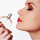 Jak właściwie używać perfum?