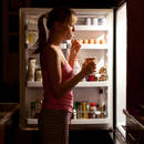 Jak powstrzymać się przed jedzeniem w nocy?