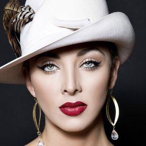 Kapelusz do kanciastej twarzy