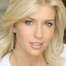 Jaki makijaż jest idealny do niebieskich oczu?